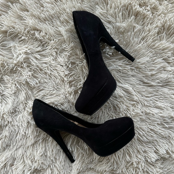 LAUREN CONRAD Heels - Picture 2 of 2